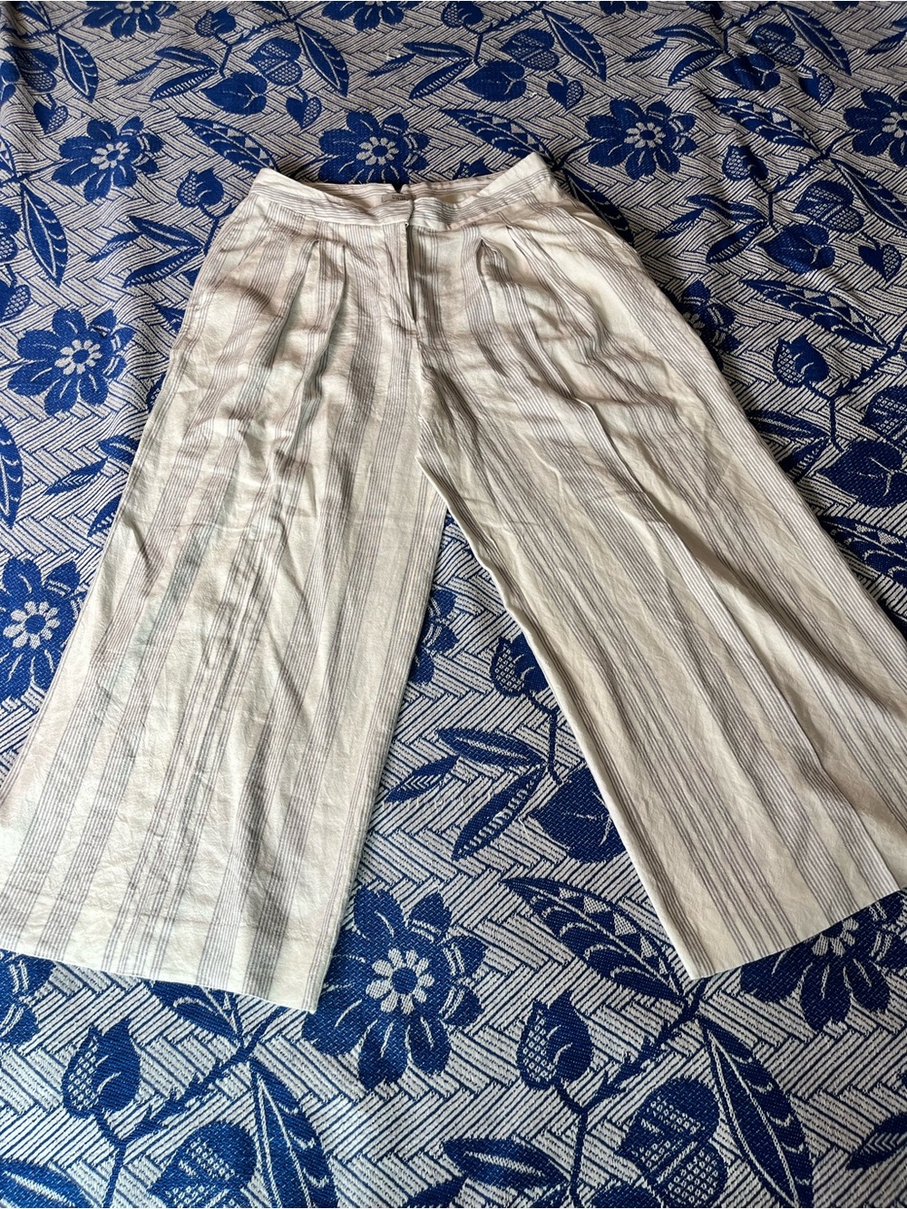 Worthington Women’s Wide-Leg Cropped Striped Pants—Size 6